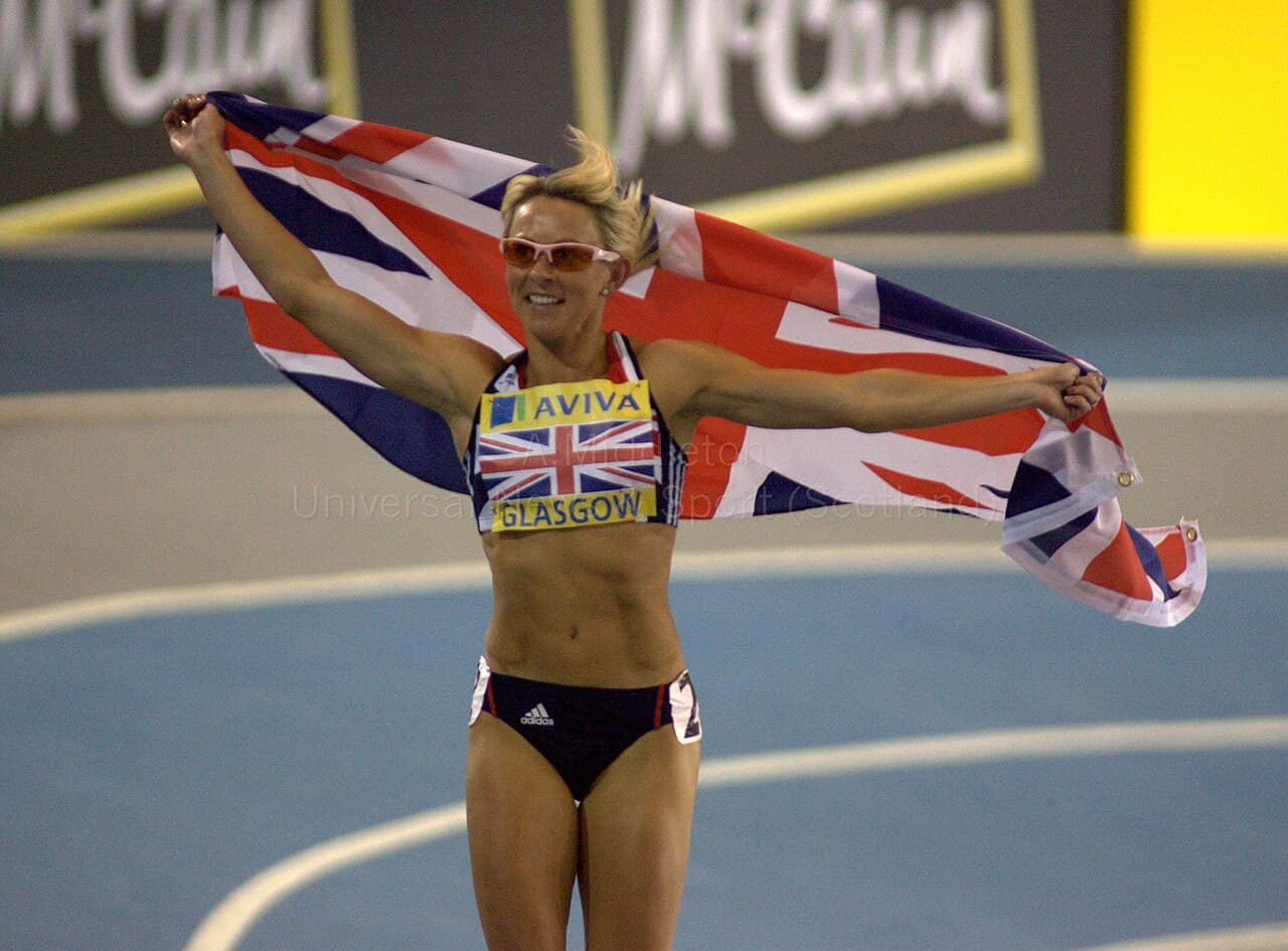AVIVA INTERNATIONAL ATHLETICS 2011 Great Britain's Jenny Meadows celebrates the victory in the Women's 800m Final at…