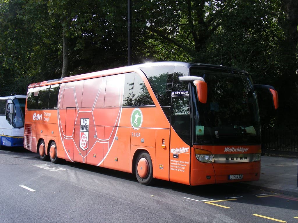 Wollschläger & Partner Setra S417 HDH, GTH-W 38, Laucha, Germany. FC Rot-Weiss, Erfurt. Reisebus, London