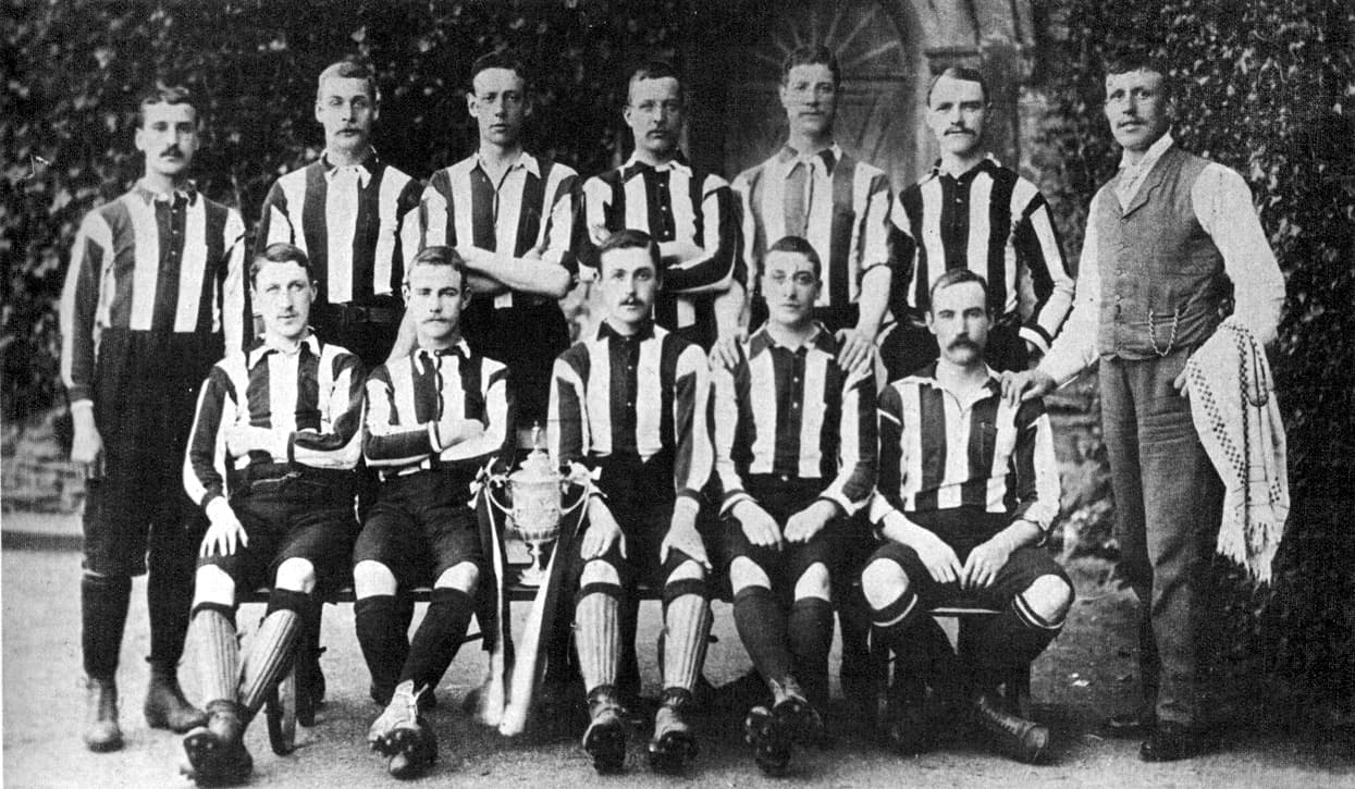 The Notts County F.C. team that won the FA Cup final, posing with the trophy.
