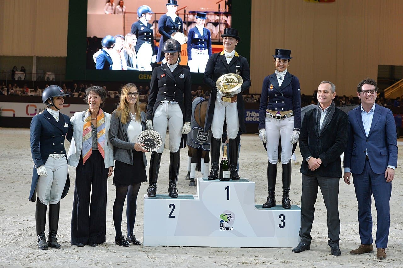 Grand Prix Freestyle, CDI 4* CHI Geneve 2016: Prizegiving ceremony for the VIAN WDM Grand Prix Freestyle presented by…