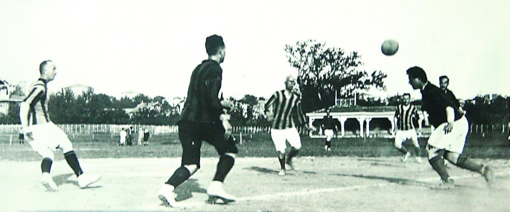 Galatasaray-Fenerbahçe match in 17 January 1909