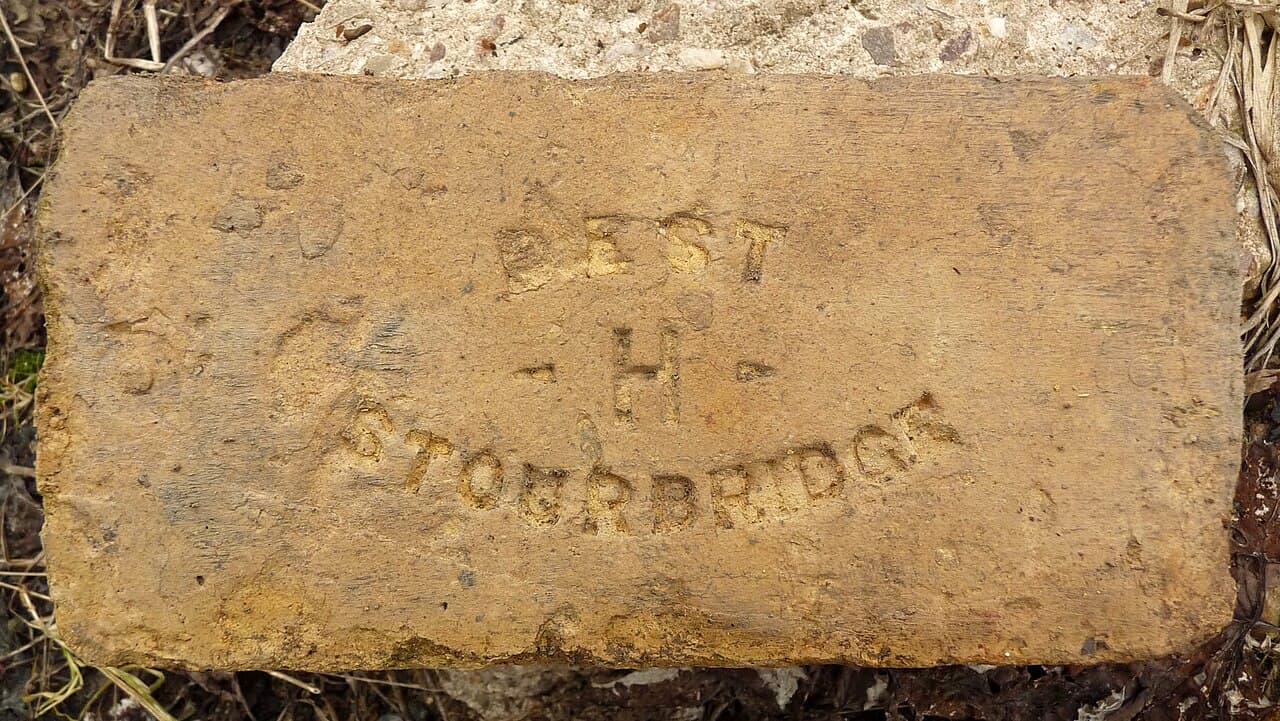 Best "H" Stourbridge STOURBRIDGE FIRE-CLAY has a world-wide reputation, and its importance in the manufacture of…