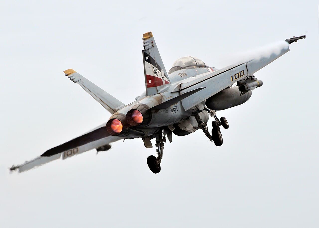 NORTH ARABIAN SEA (July 10, 2008) An F/A-18F Super Hornet assigned to the "Bounty Hunters" of Strike Fighter Squadron…